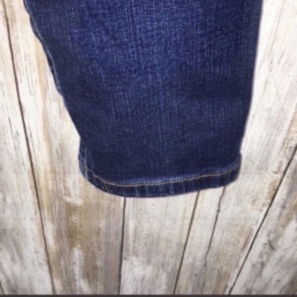 AG The Stilt Cigarette Leg Jeans - Picture 7 of 9